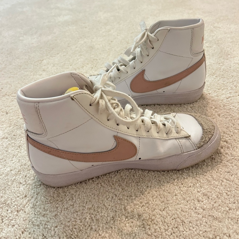 Women’s Nike White and Pink High-Top Blazers